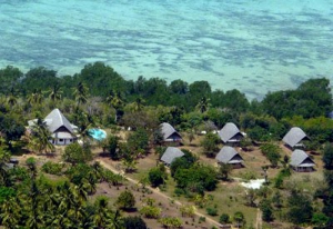 Shamba Kilole Lodge visto dall'alto immerso nella vegetazione